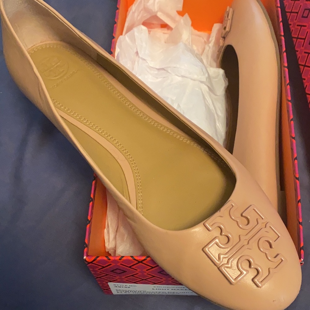 Tory Burch makeup flats
